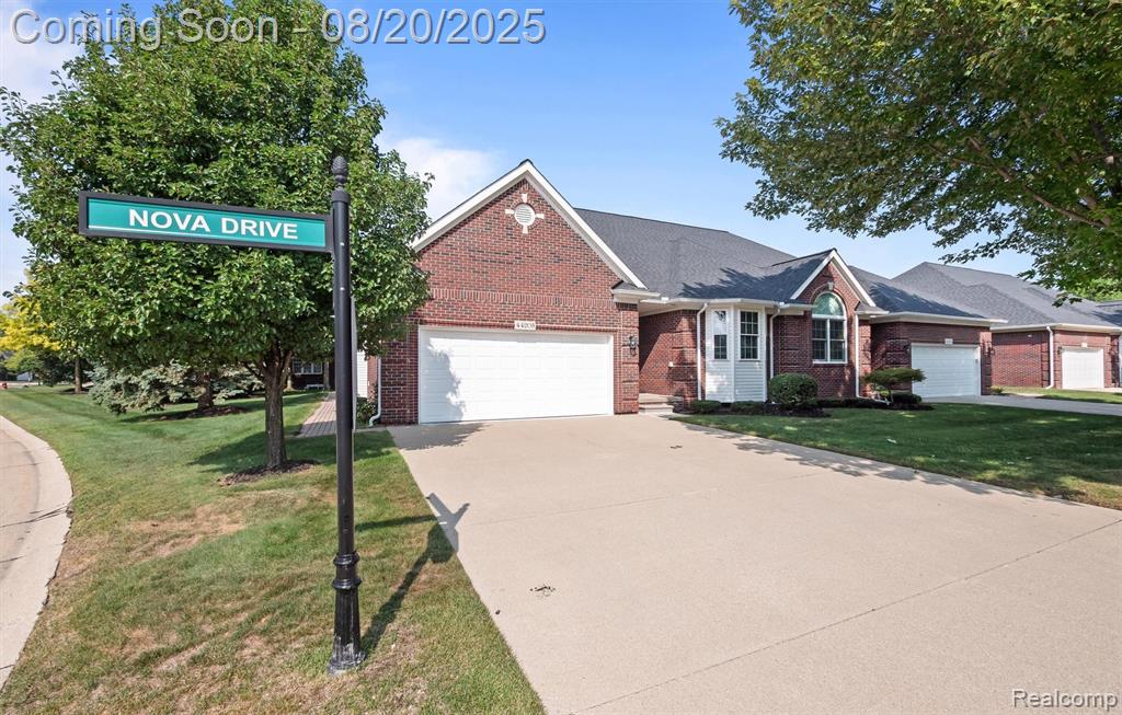 44205 Nova Drive, Sterling Heights, MI 48314 — Photo 24