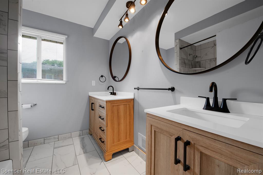6280 Walker Drive, Troy, MI 48085 — Photo 28