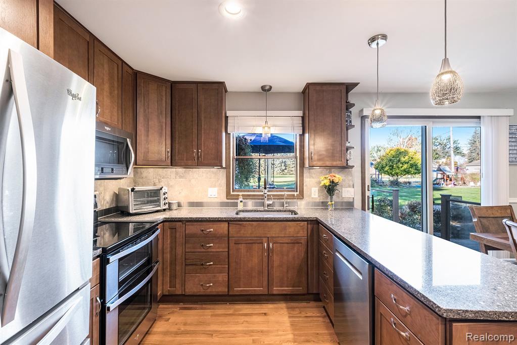 7030 Porter Road, Grand Blanc, MI 48439 — Photo 10