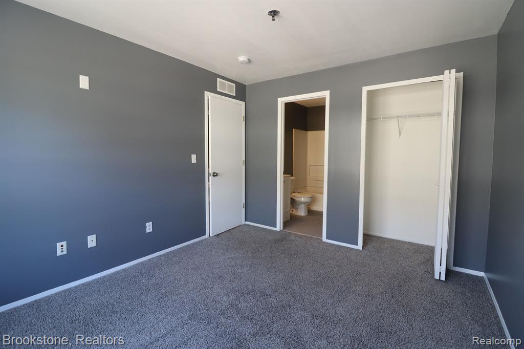 15652 STONE CROSSING Drive, Southfield, MI 48075 — Photo 15