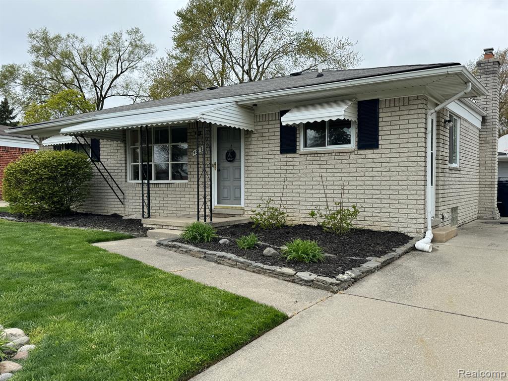 40137 Walter Drive, Sterling Heights, MI 48310 — Photo 8