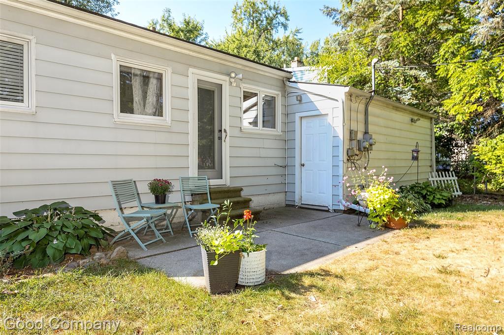 920 W Windemere Avenue, Royal Oak, MI 48073 — Photo 32