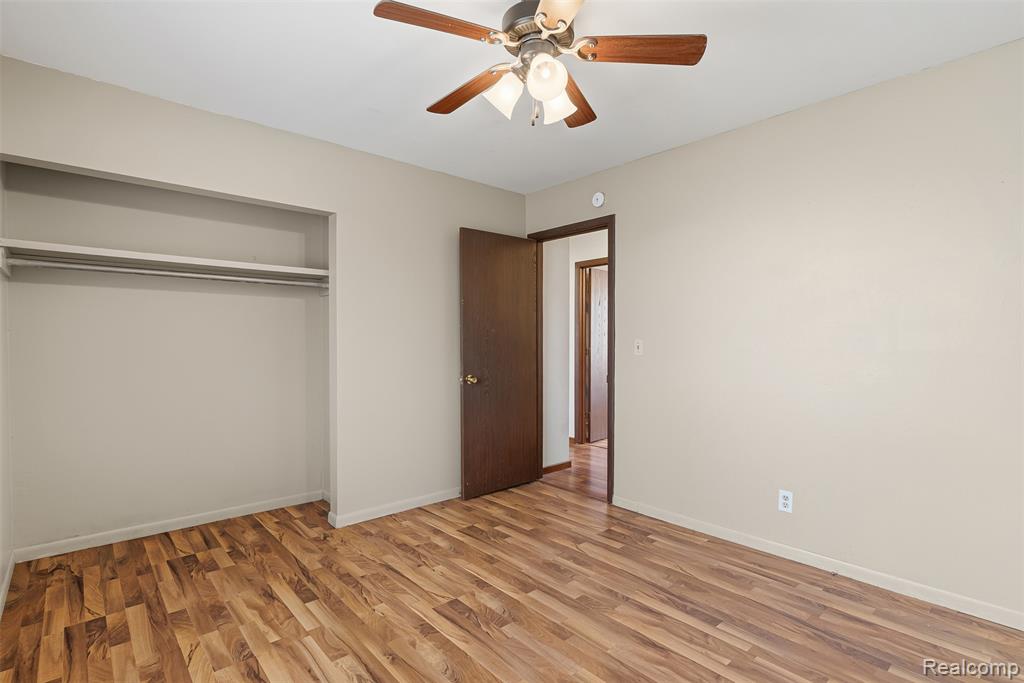 5037 W Court Street, Flint, MI 48532 — Photo 18