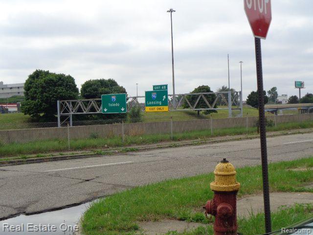 2881 17TH Street, Detroit, MI 48216 — Photo 22