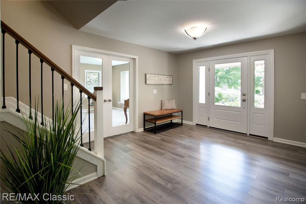 44500 Louvert Court, Novi, MI — Photo 6