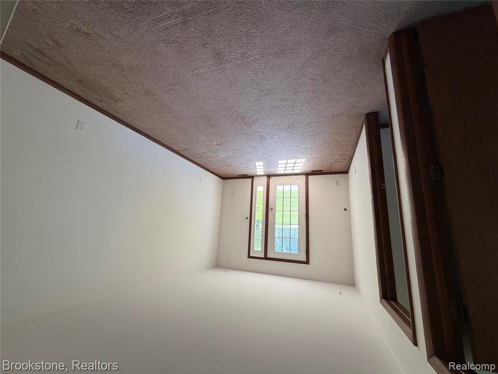 955 S 10th Street, St. Clair, MI 48079 — Photo 7