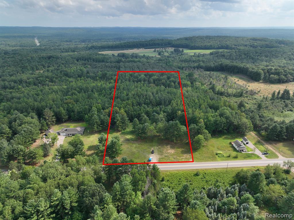 433 Lund Road SW, Fife Lake, MI 49633 — Photo 9