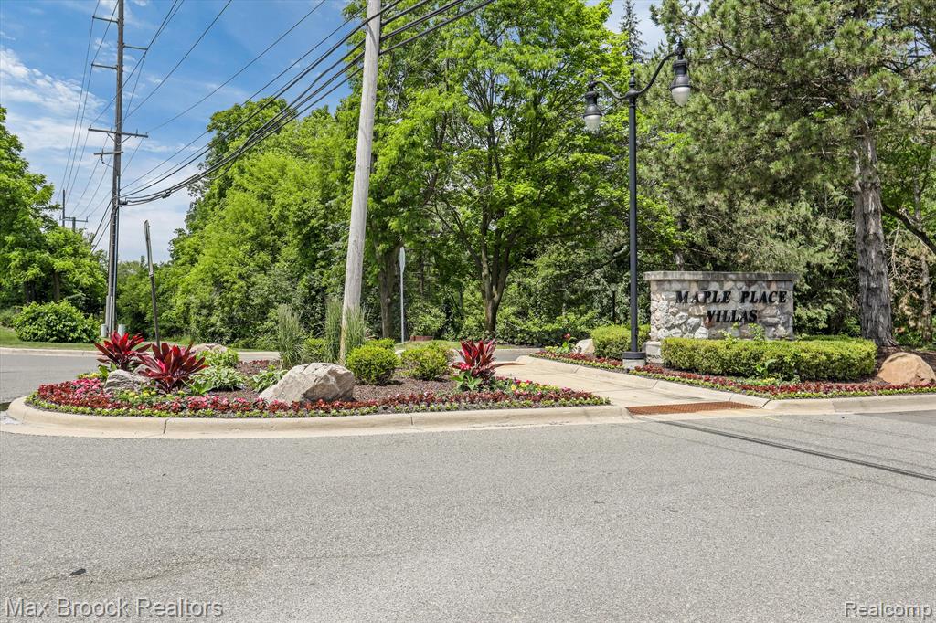 6257 GATEWOOD, West Bloomfield, MI — Photo 35