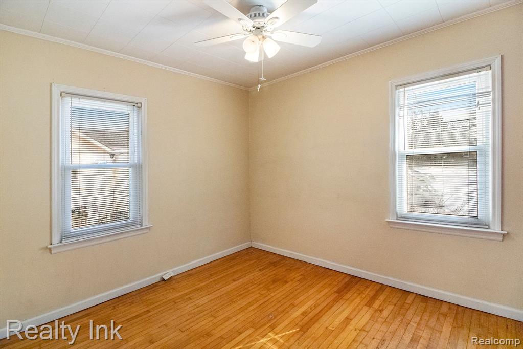 4845 Hatchery Road, Waterford, MI 48329 — Photo 9