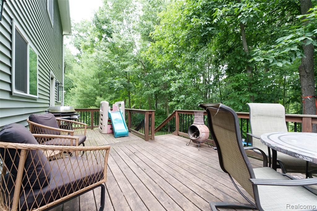 140 Skyline Drive, Howell, MI 48843 — Photo 16