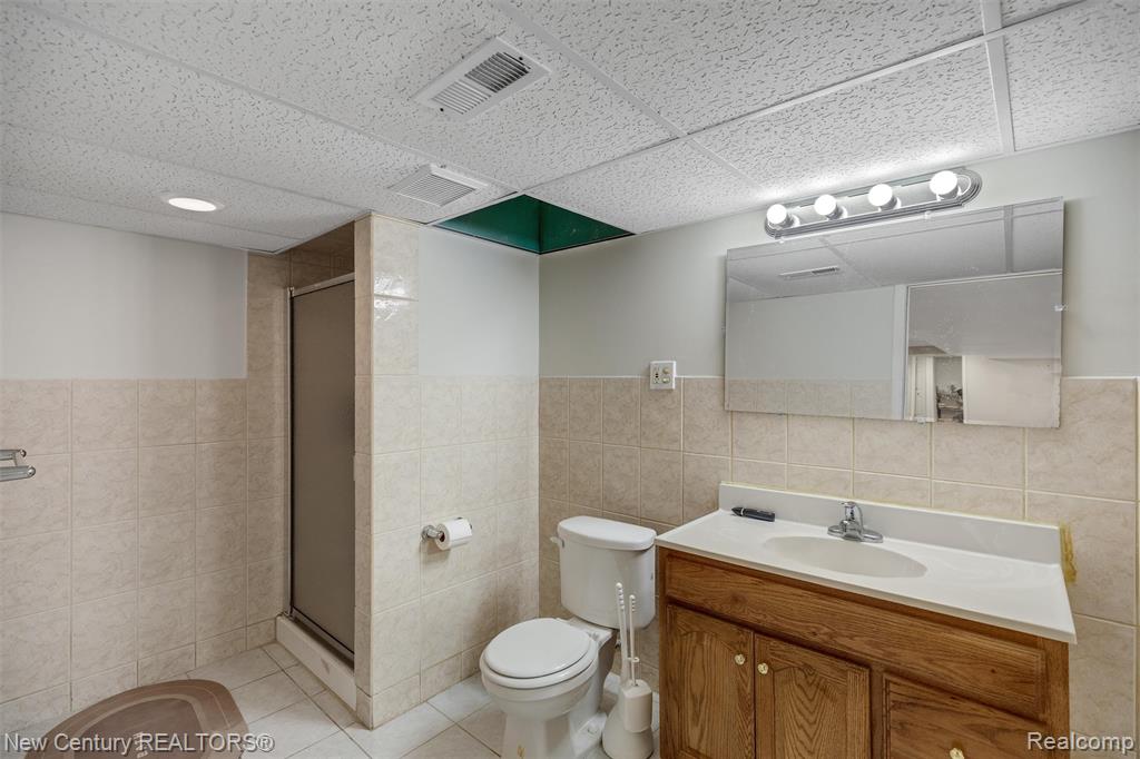 4825 Maceri Circle, Sterling Heights, MI 48314 — Photo 36