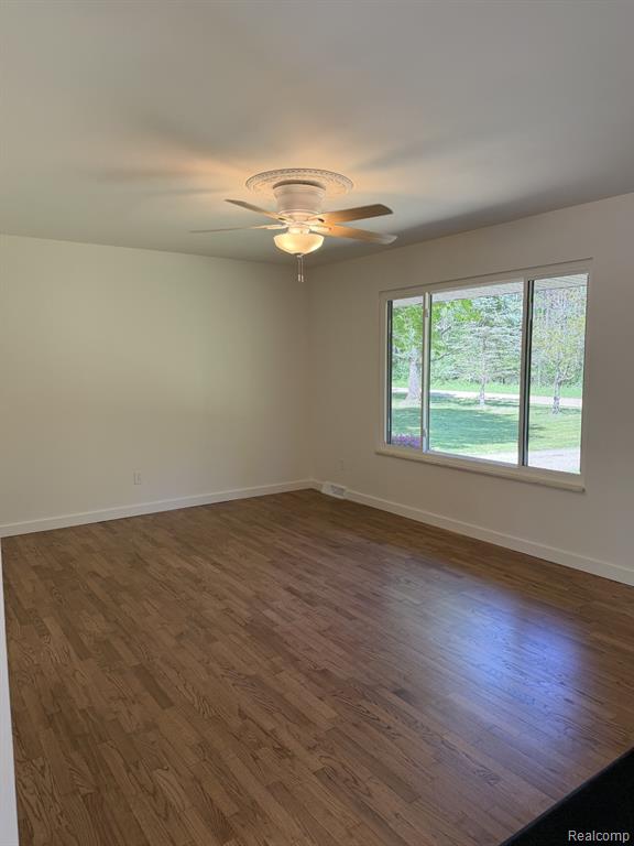 5215 Schlaud Road, North Branch, MI 48461 — Photo 14
