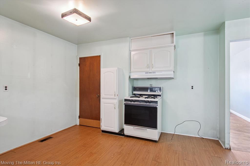 1336 Woodglen Avenue, Ypsilanti, MI 48198 — Photo 10