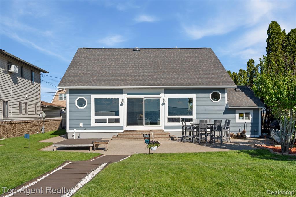 7910 ANCHOR BAY Drive, Clay, MI 48001 — Photo 34