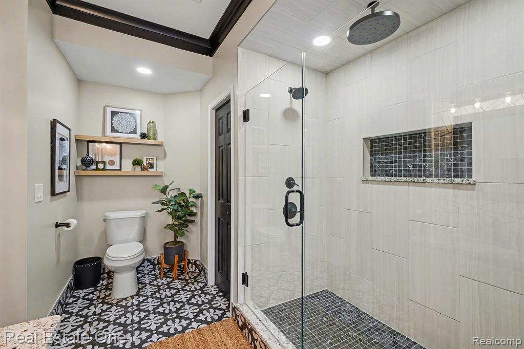 686 W Bluff Court, 23, Rochester Hills, MI 48307 — Photo 15