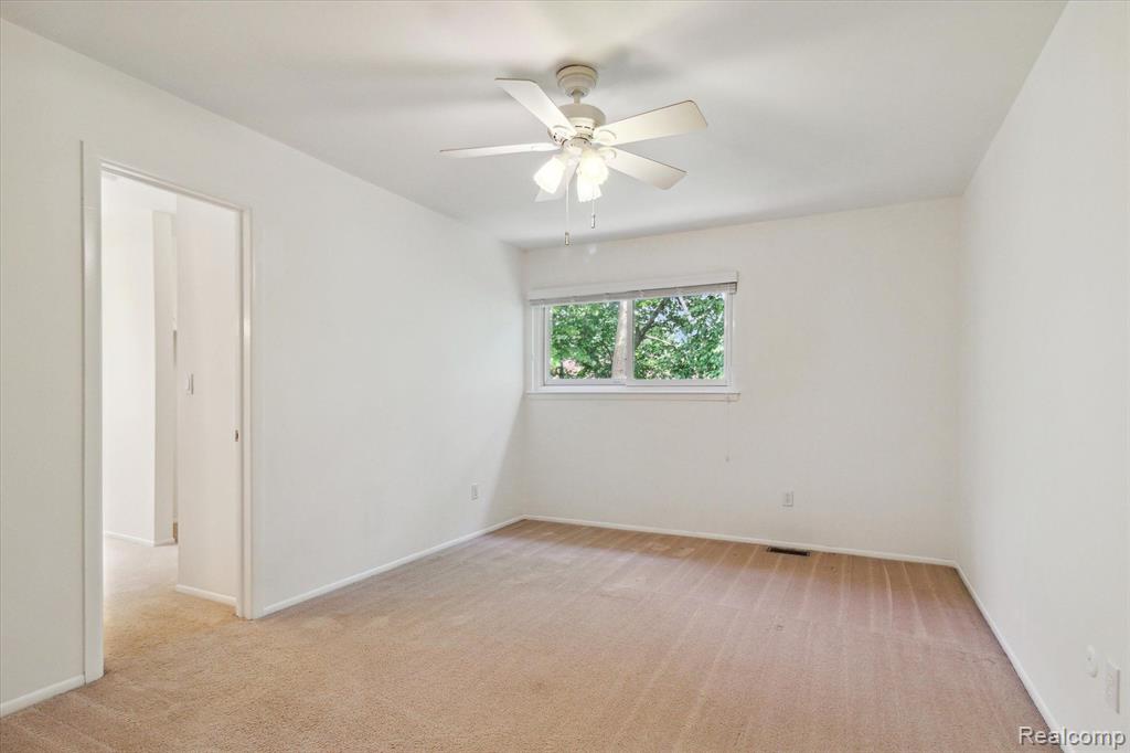 779 KIRTS Boulevard, Troy, MI 48084 — Photo 29