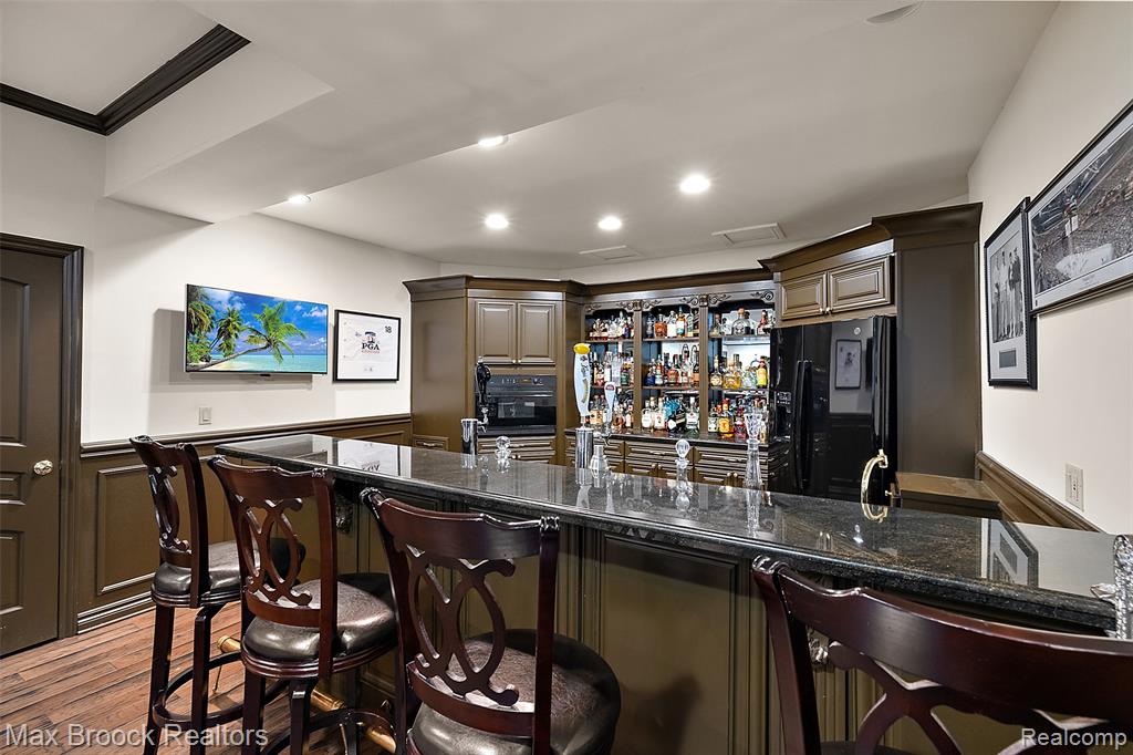 7428 Foxburg Court, Clarkston, MI 48348 — Photo 37