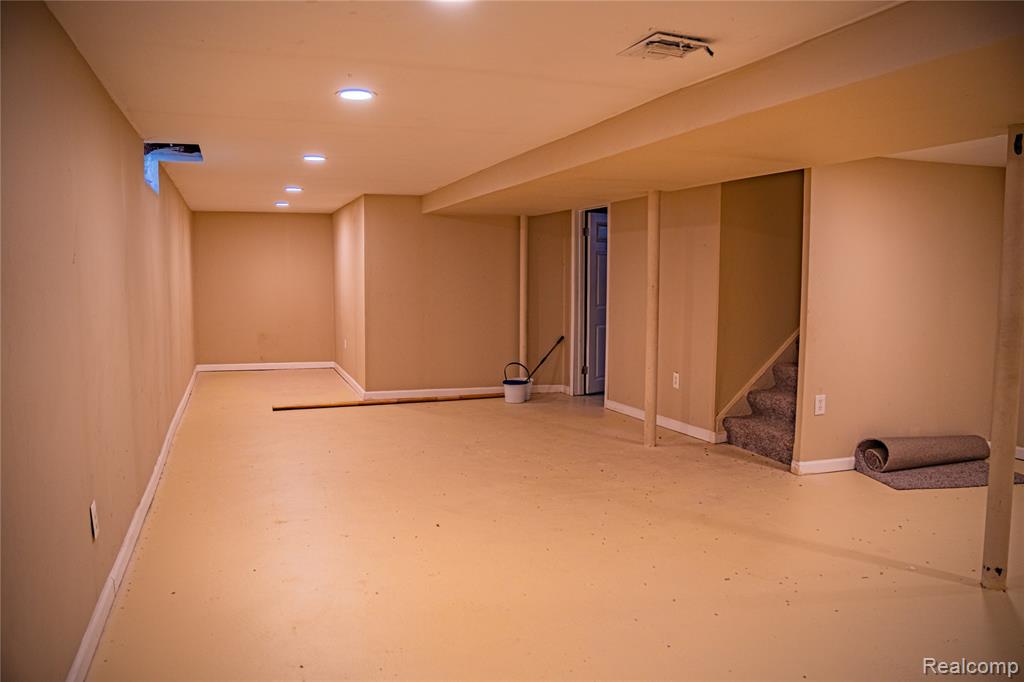 4420 Katherine Street, Dearborn Heights, MI 48125 — Photo 23
