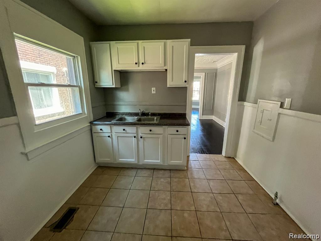 4079-4081 Pingree Street, Detroit, MI 48204 — Photo 11