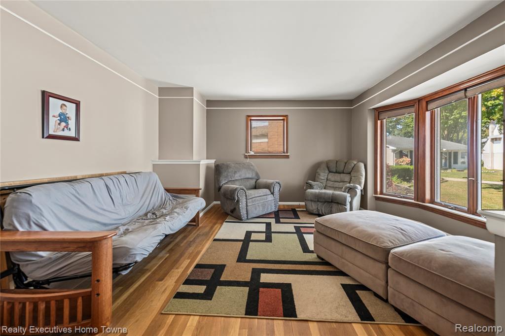 29667 Newport Drive, Warren, MI 48088 — Photo 15