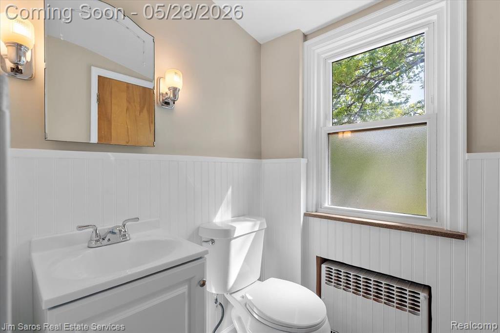 21252 Huntington Avenue, Harper Woods, MI 48225 — Photo 22