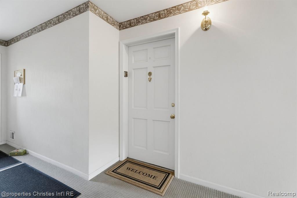 42472 Woodward Avenue, B1, Bloomfield Hills, MI 48304 — Photo 4