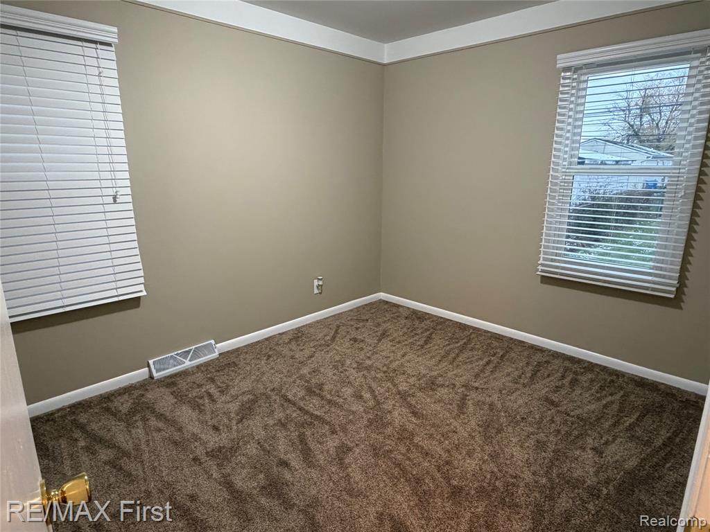 8642 Lozier Avenue, Warren, MI 48089 — Photo 11