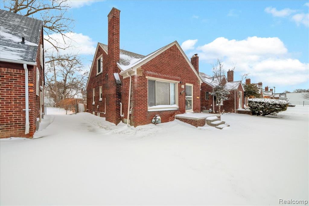 8882 Warwick Street, Detroit, MI 48228 — Photo 3