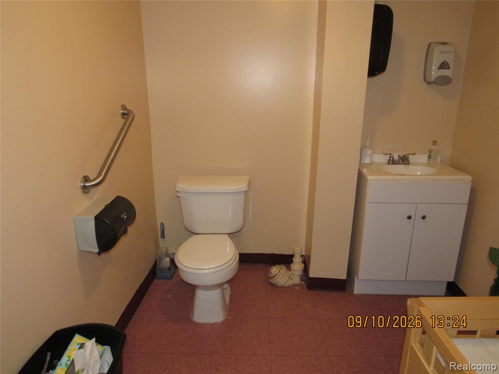 Photo 6