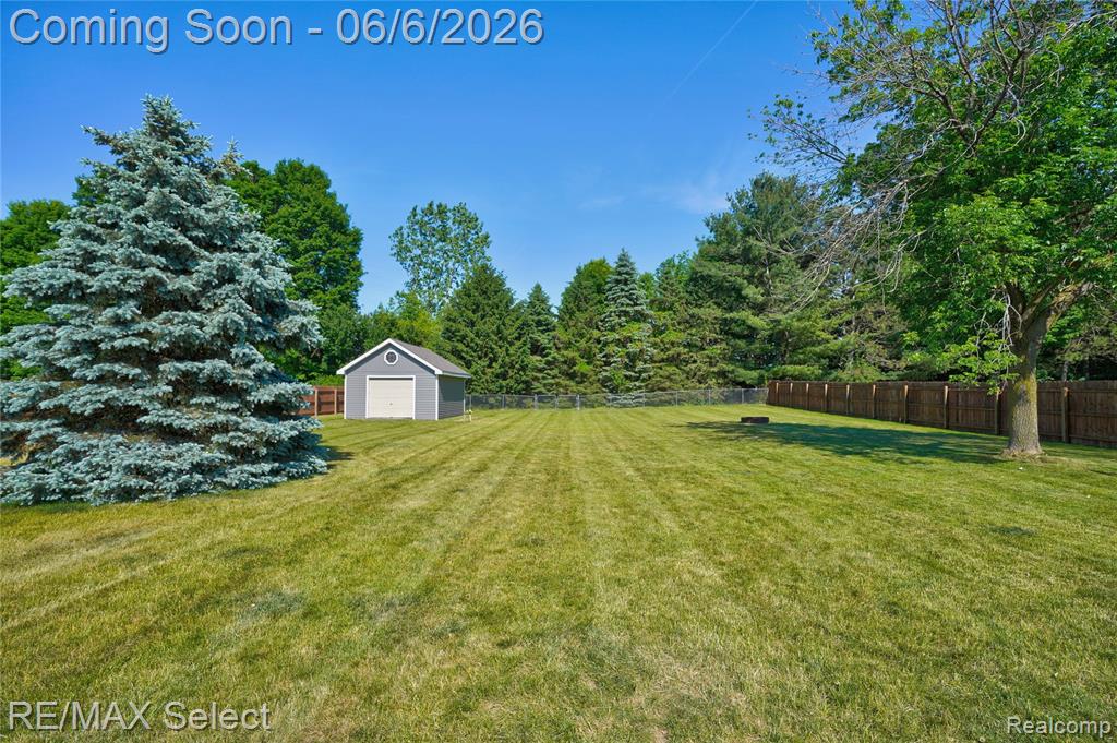 2288 Lost Creek Drive, Flushing, MI 48433 — Photo 53