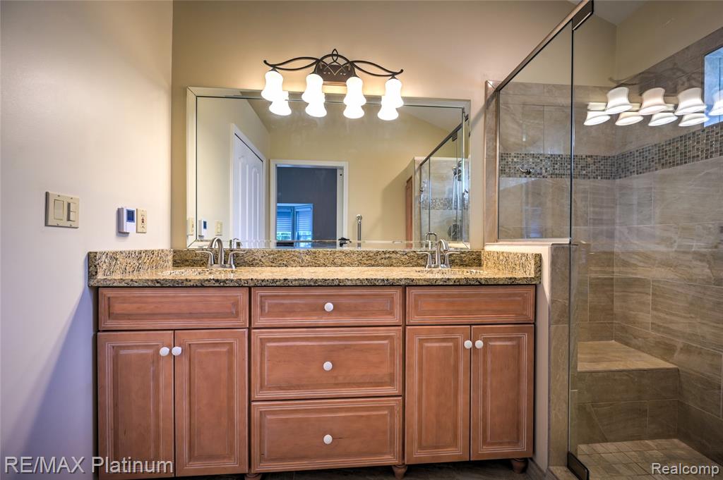 807 Whisperwood Drive, 70, Fenton, MI 48430 — Photo 34