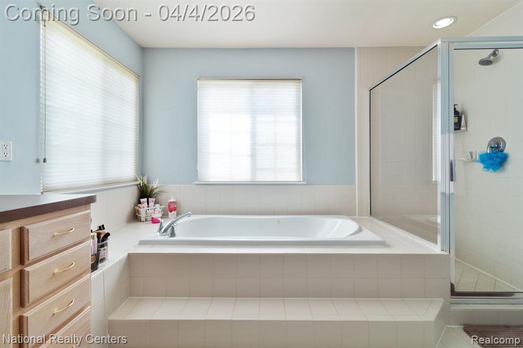 12881 NAUTICA Drive, Van Buren, MI 48111 — Photo 31