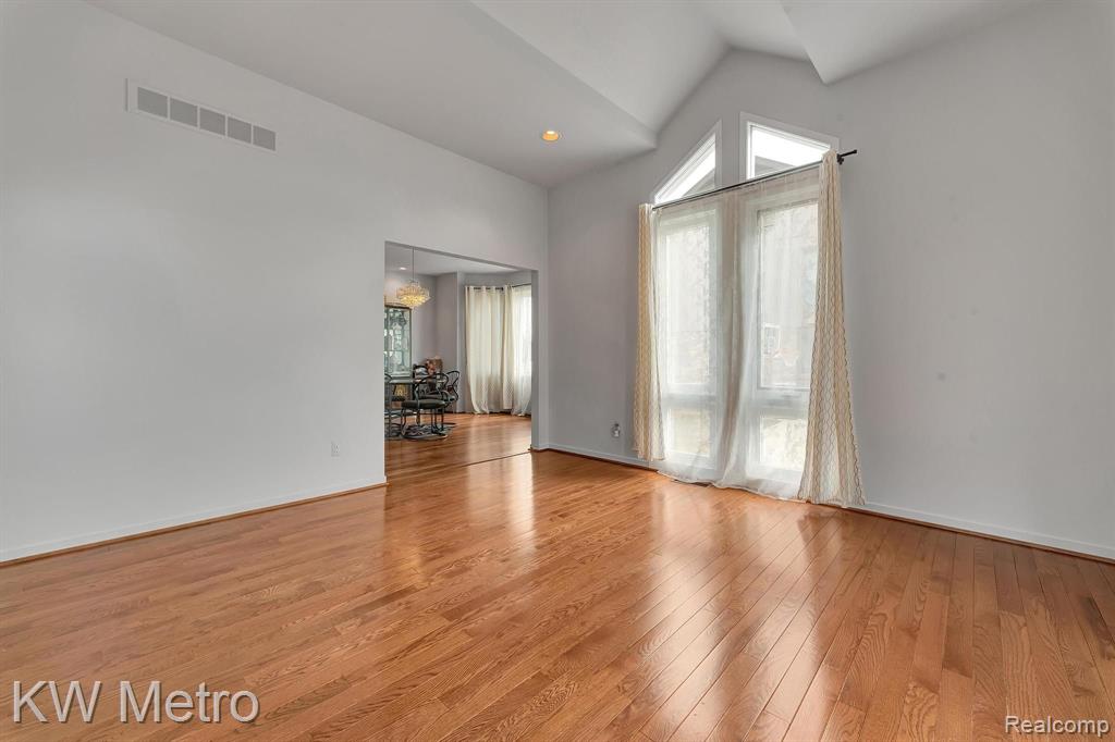 6250 STONEBRIDGE, West Bloomfield, MI — Photo 6
