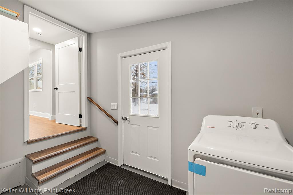 88 E Elmwood, Leonard, MI 48367 — Photo 23