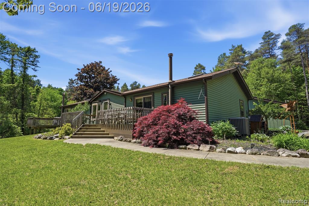 3167 Roods Lake Road, Lapeer, MI 48446 — Photo 2