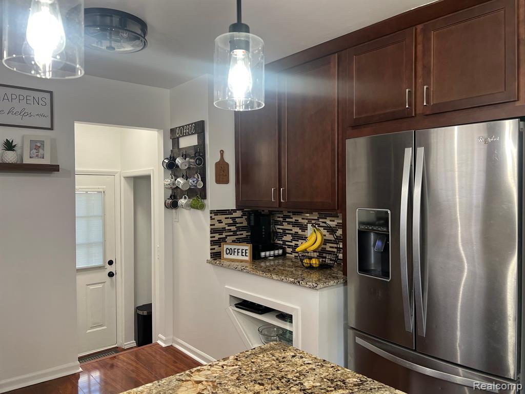 7101 N WILDWOOD Street, Westland, MI — Photo 8