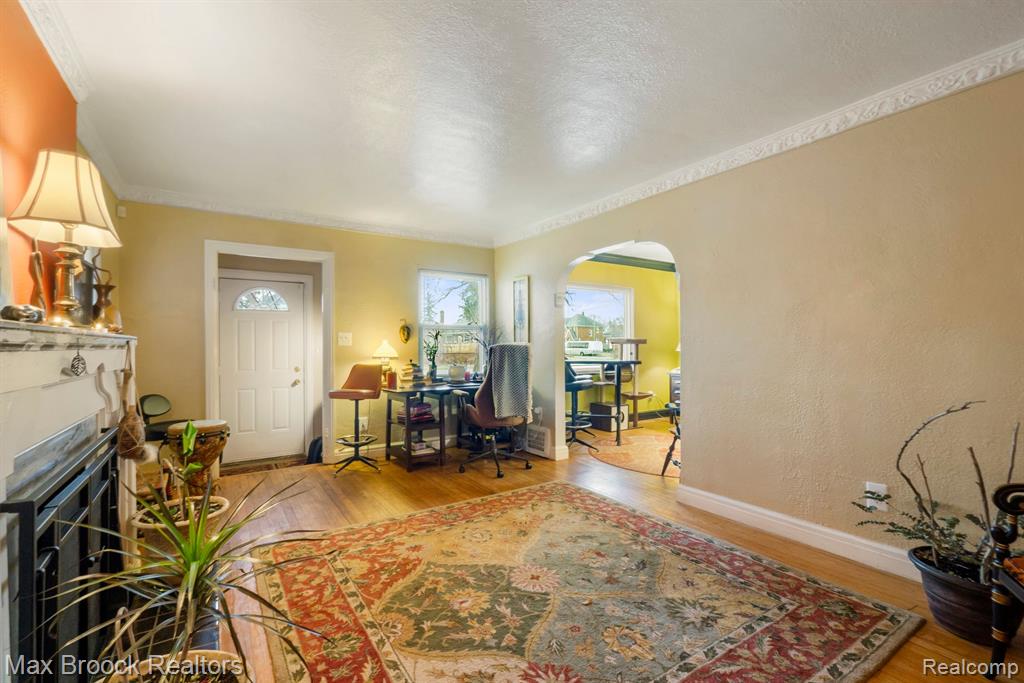 7626 W 7 MILE Road, Detroit, MI 48221 — Photo 4