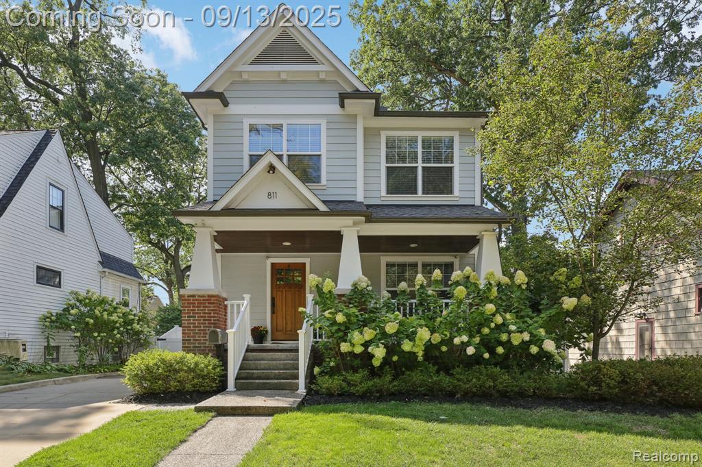 811 Maxwell Avenue, Royal Oak, MI 48067 — Photo 2