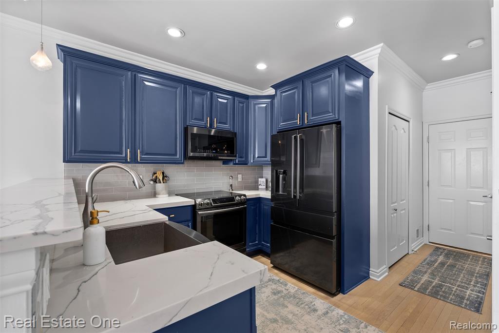47630 Lorie Lane, New Baltimore, MI 48047 — Photo 14