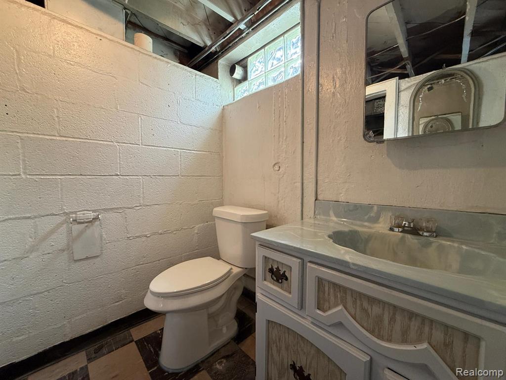 8427 Virgil Street, Dearborn Heights, MI 48127 — Photo 12