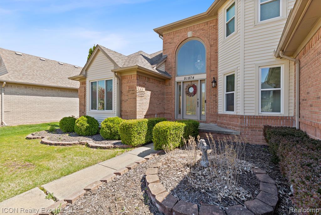 51874 EMIL Drive, Macomb, MI 48042 — Photo 46