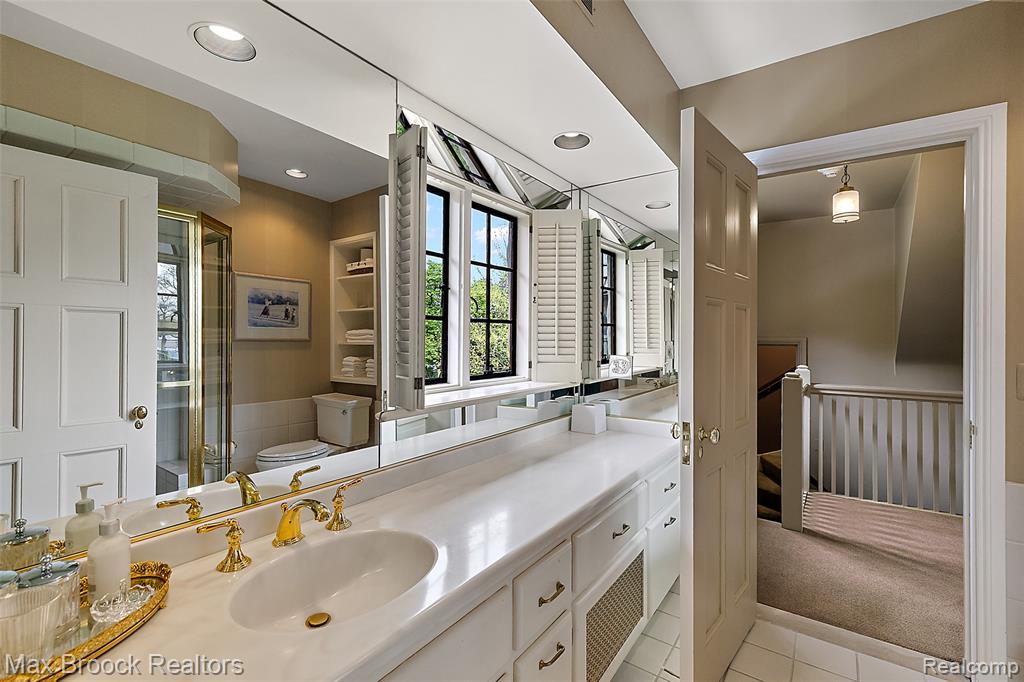 65 Lone Pine Road, Bloomfield Hills, MI 48304 — Photo 25