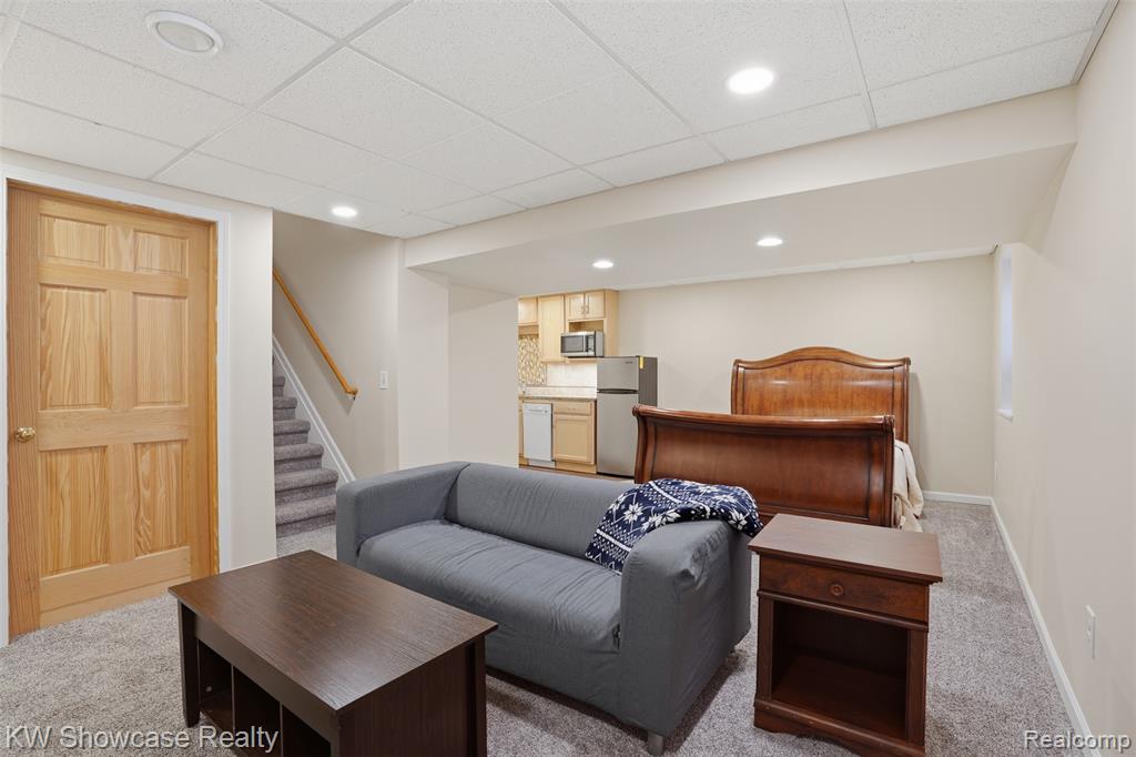 2015 Huntingdon Drive, Wixom, MI 48393 — Photo 28