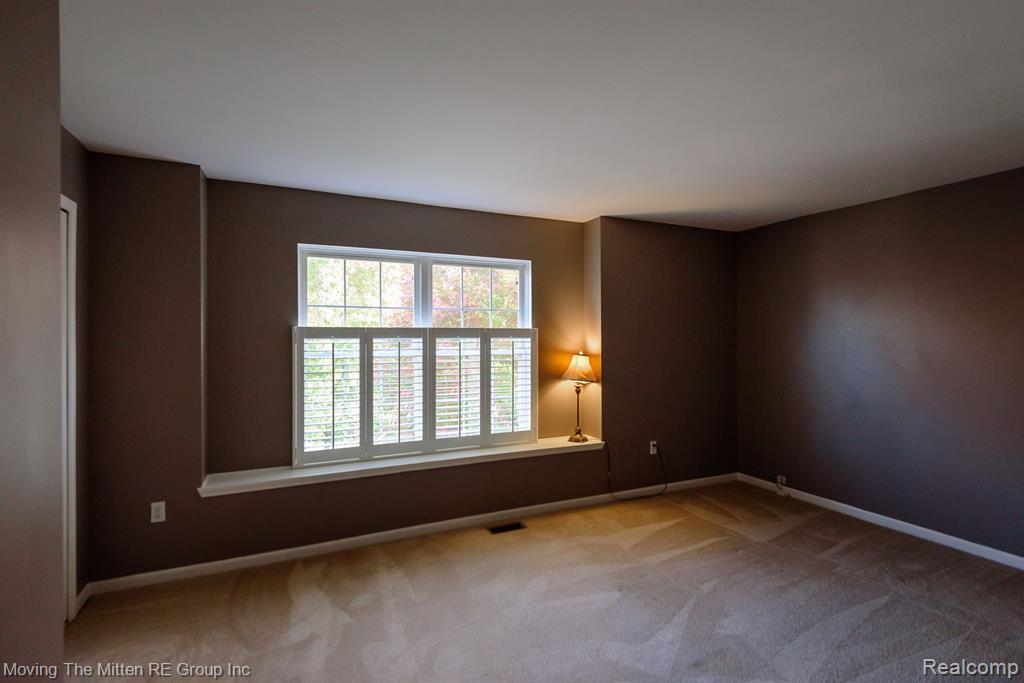 42990 N CUMBERLAND Drive, Van Buren, MI 48111 — Photo 27