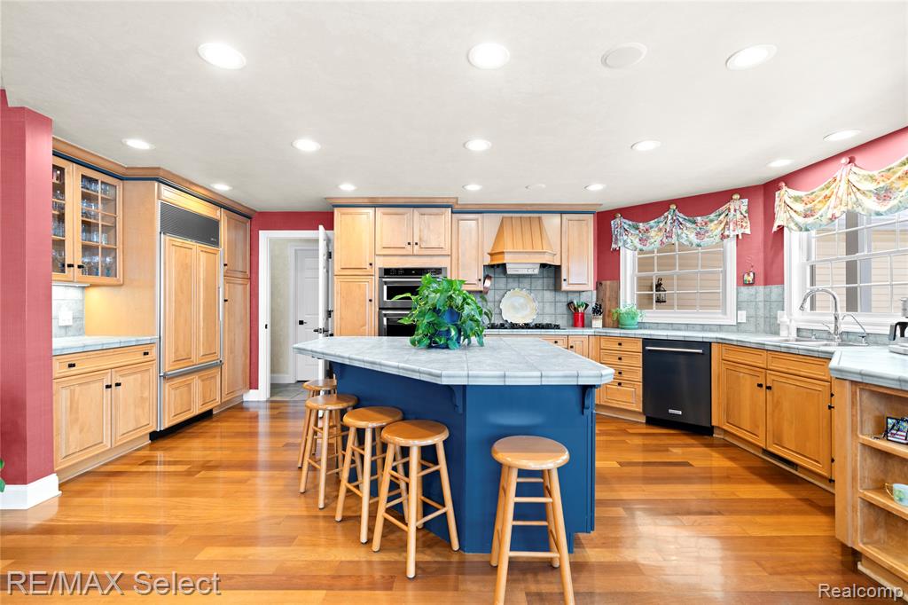 8211 Burleigh Road, Grand Blanc, MI 48439 — Photo 16