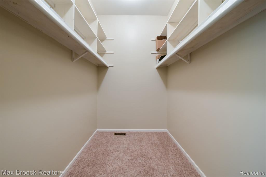 2165 Oakwood Road, Ortonville, MI 48462 — Photo 27