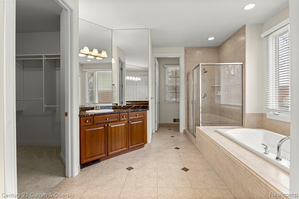 47611 Manorwood Drive, Northville, MI — Photo 12