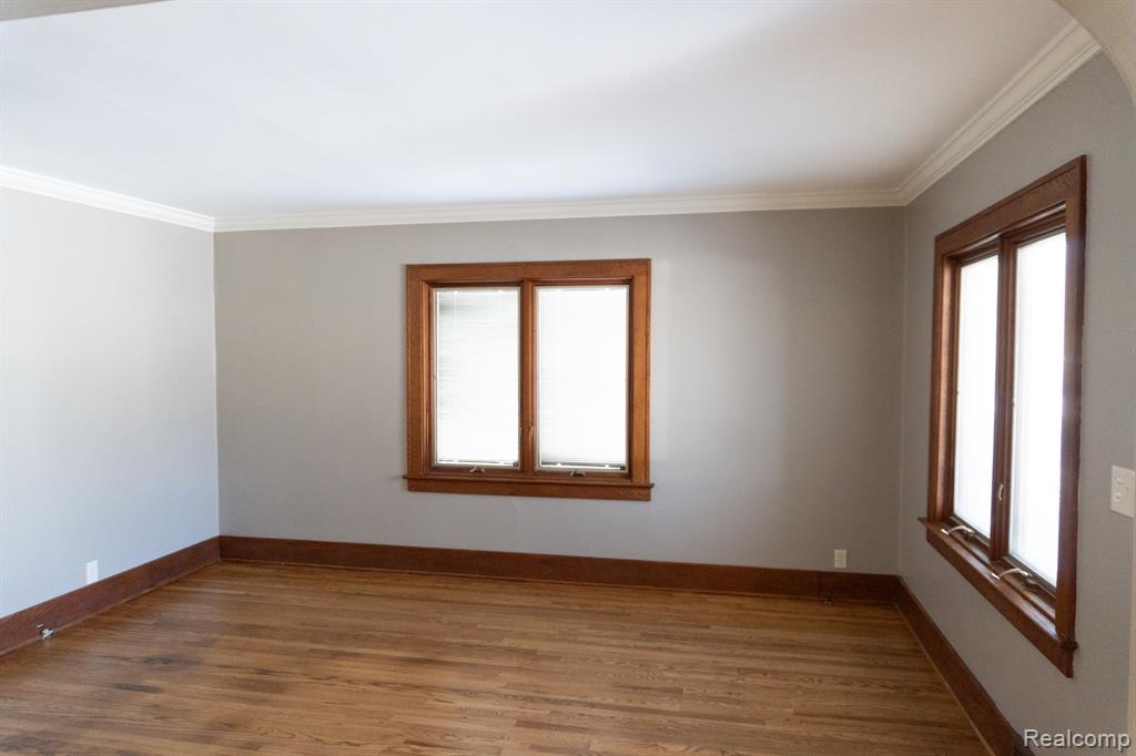 825 Frank Street, Flint, MI 48504 — Photo 13
