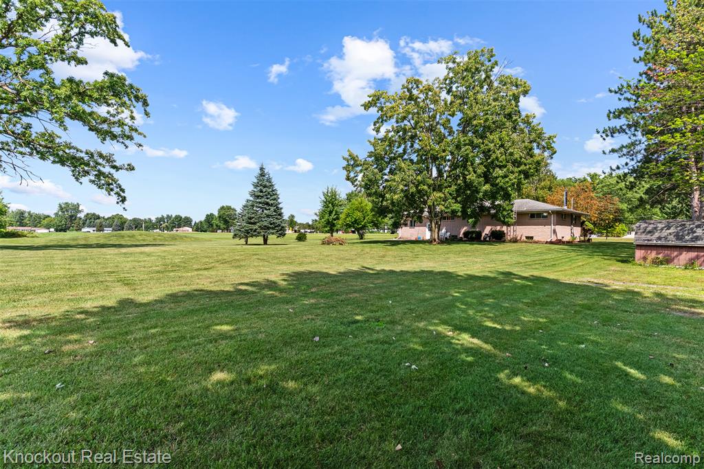 8439 Lewis Road, Mount Morris, MI 48458 — Photo 32