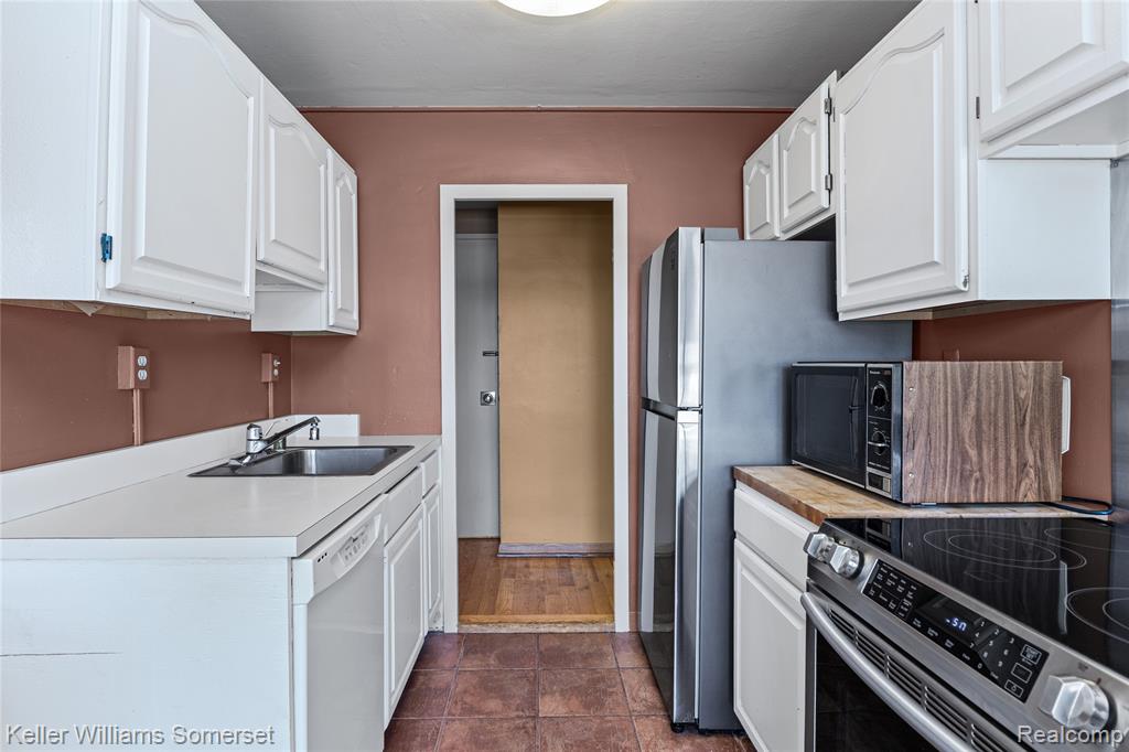 8900 Jefferson Avenue, 204, Detroit, MI 48214 — Photo 8